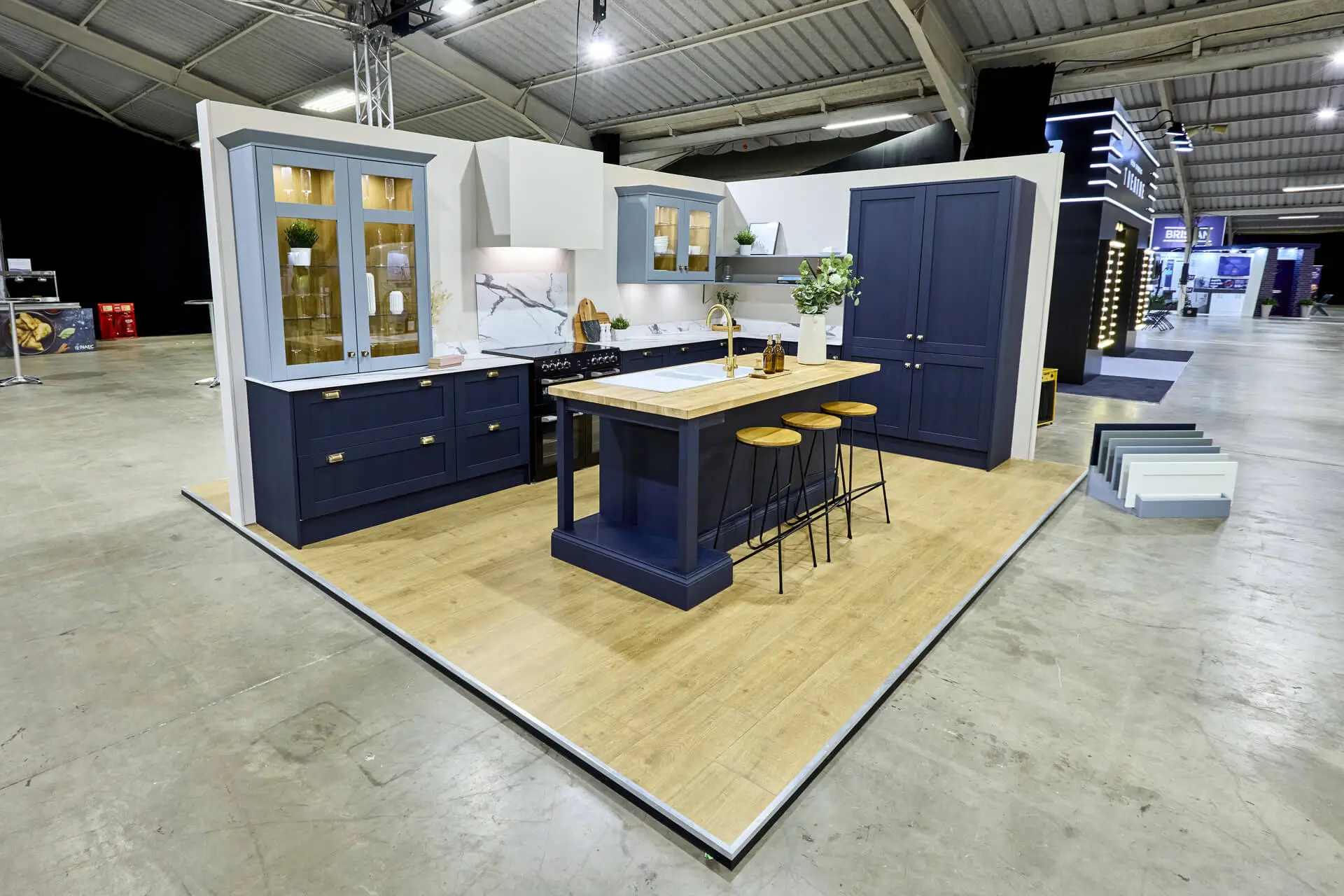 Showrooms Roadshow 2024 - Image 2